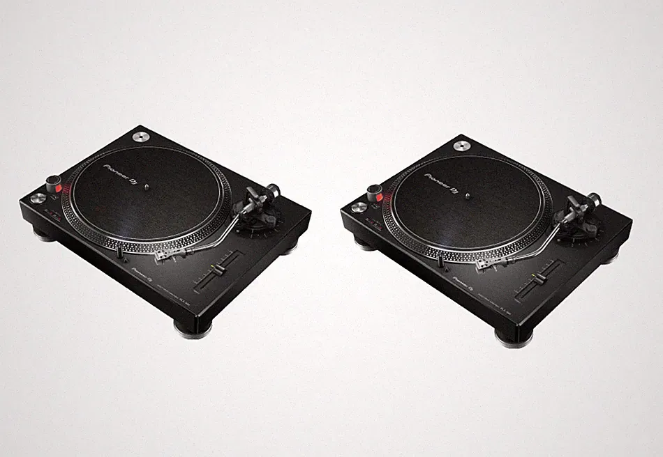 2 Pioneer DJ PLX-500-K High-Torque, Direct-Drive Turntable (Black)