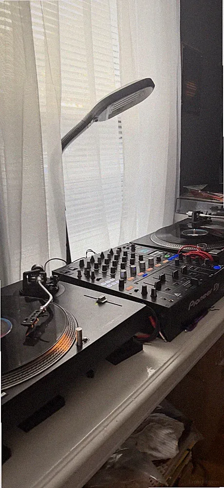 2 Turntable Reloop RP-1000 MK2
