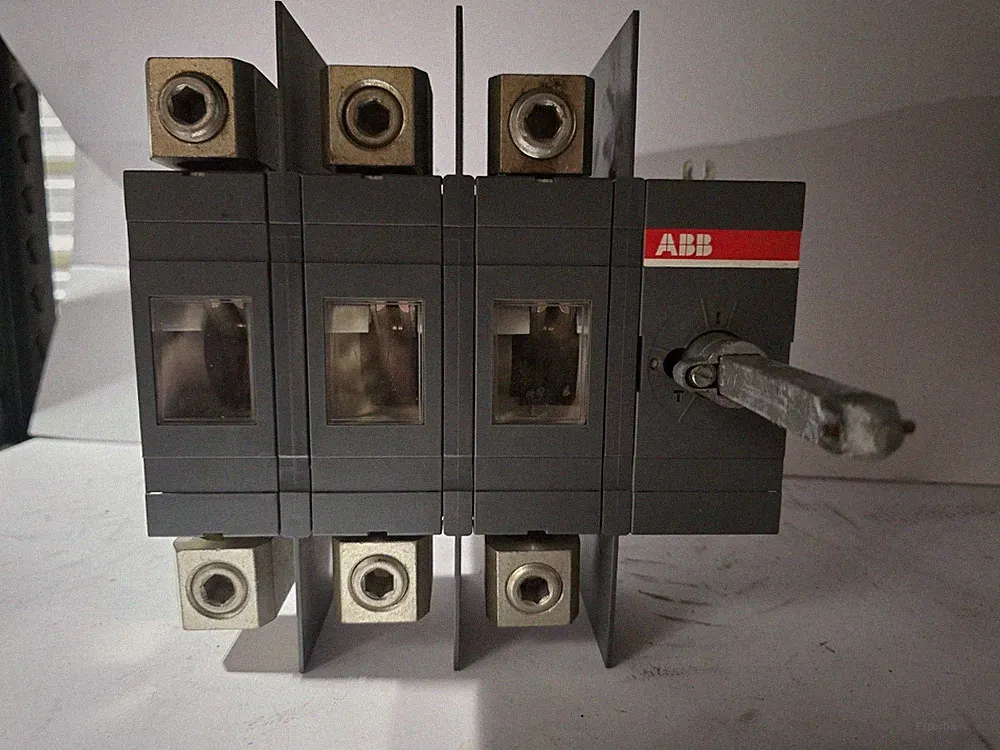 ABB OT 400U03 Disconnect Switch 600 VAC 400 Amps 3 Phase
