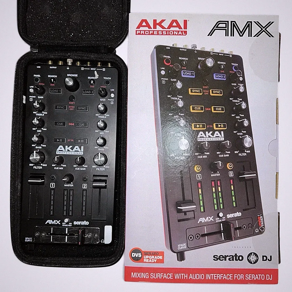 Akai AMX Serato DJ Mixer with Case and Decksaver Cover