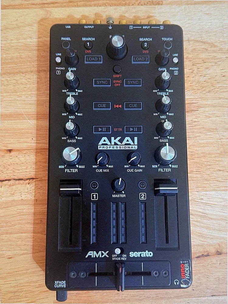 Akai Professional AMX DJ Mixer Midi Controller for Serato DJ Innofad (E10050058)