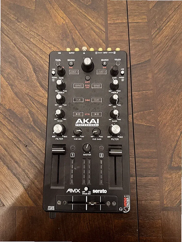 Akai Professional AMX DJ Mixer Midi Controller for Serato DJ Innofader