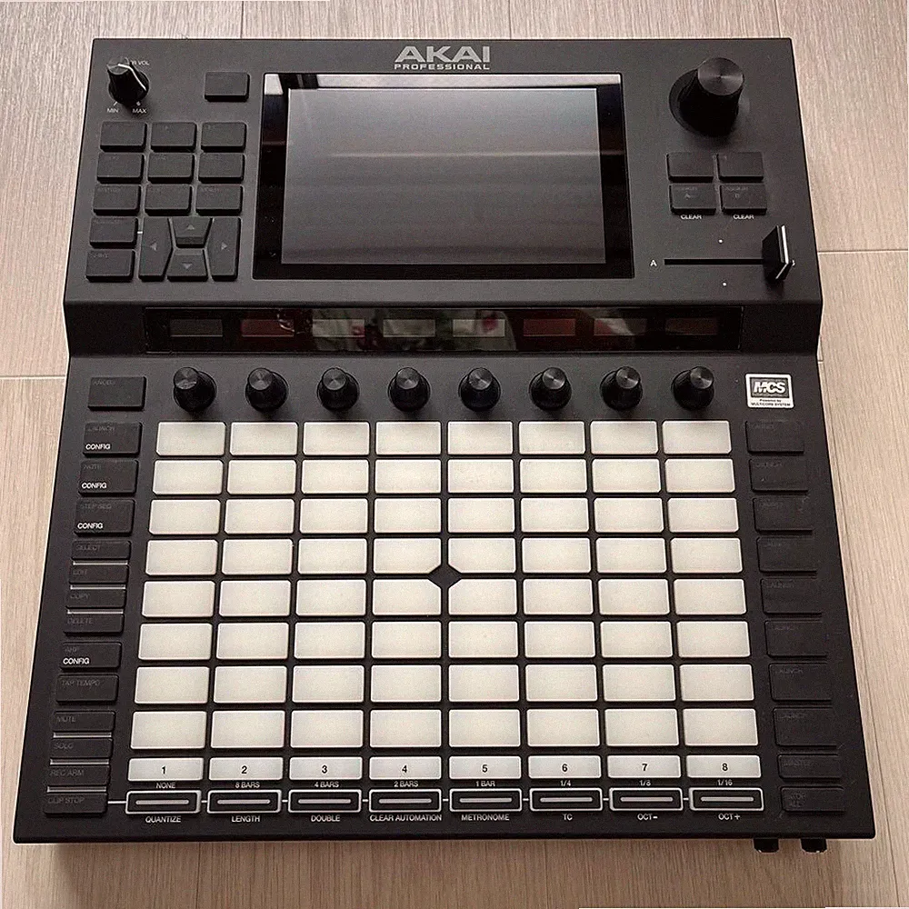 Akai Professional Force Standalone DJ Used Tested
