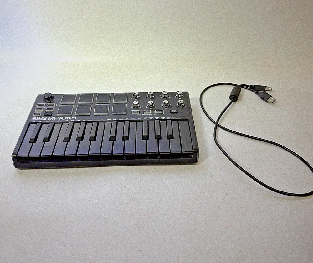 Akai Professional MPK Mini Midi Keyboard Music DJ Equip 25-Key Tested GP3139812