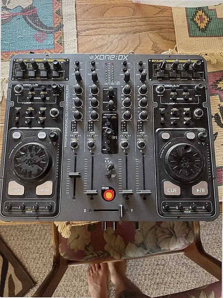 Allen & Heath Xone:DX Quad Deck Controller, Built-in Effects, XLR Out