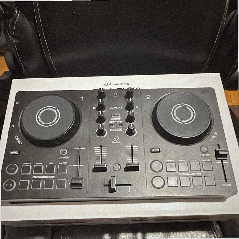AlphaTheta DDJ-FLX2 2-Deck 2-Channel DJ Controller Smart Fader Smart CFX Black