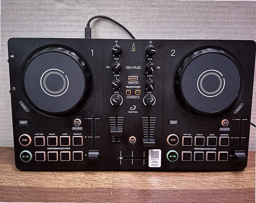AlphaTheta DDJ-FLX2 Compact Beginner 2-Channel DJ Controller / READ