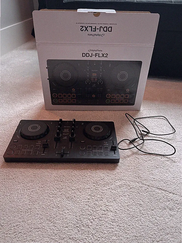 AlphaTheta DDJ-FLX2 Compact Beginner 2-Channel Serato rekordbox DJ Controller