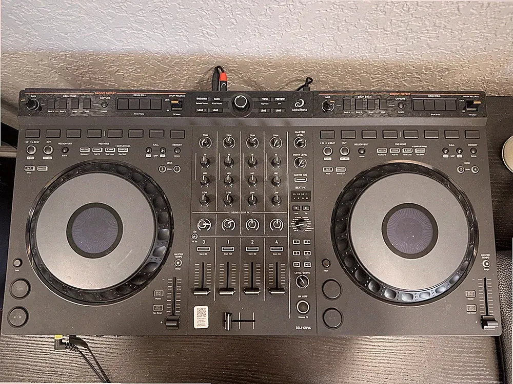 AlphaTheta DDJ-GRV6 4-Deck 4-Channel DJ Controller USB-C XLR RCA Beat FX
