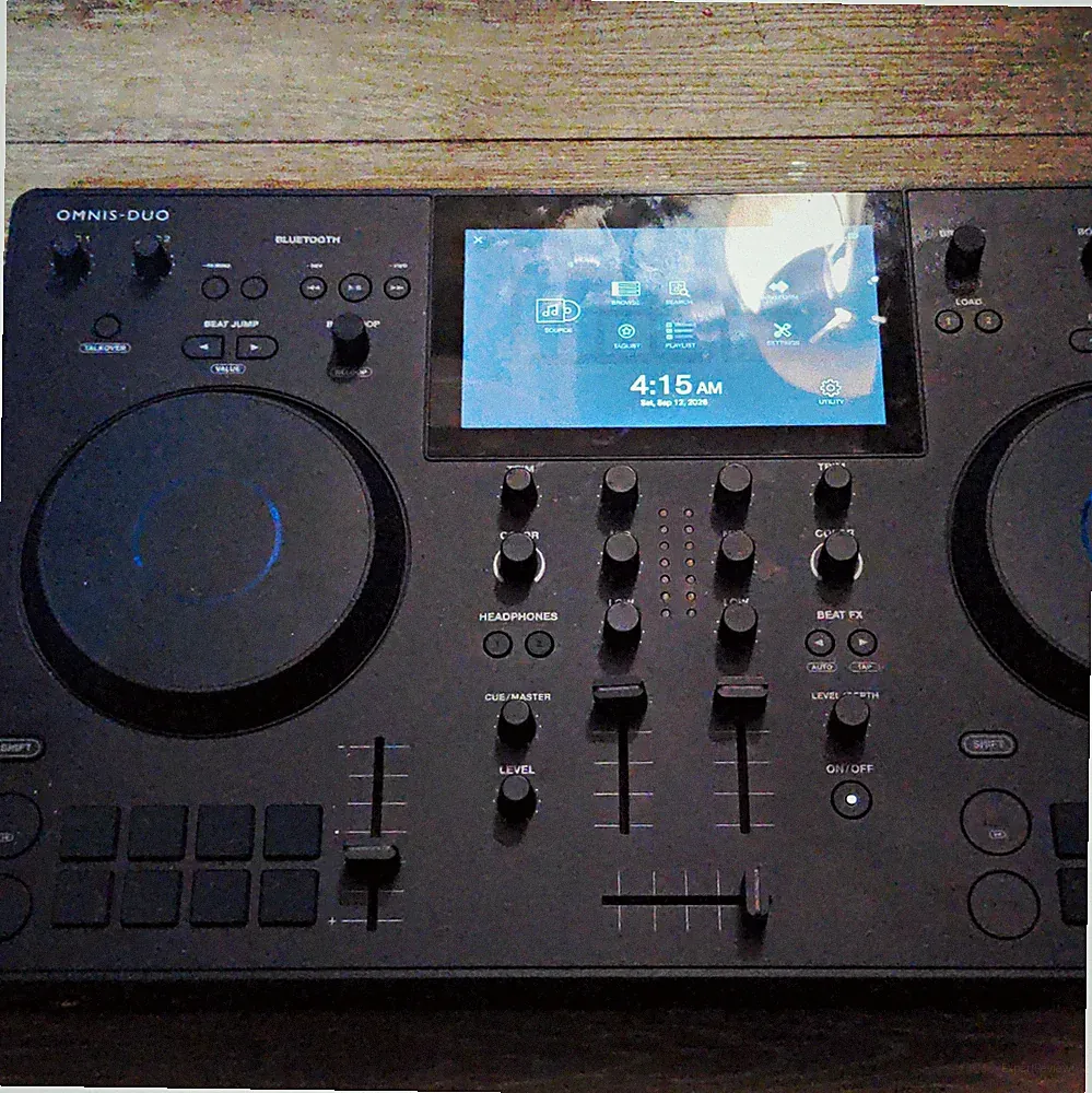AlphaTheta OMNIS-DUO 2-Deck Bluetooth DJ Controller w/ Built-In Mixer Black