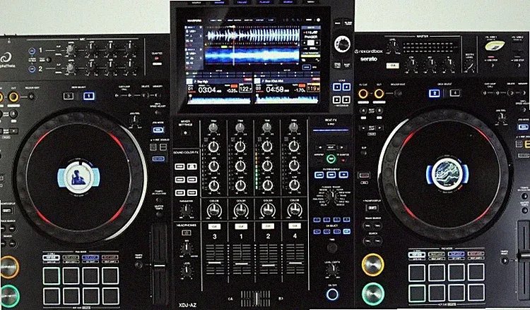 AlphaTheta XDJ-AZ 4-channel Digital DJ System