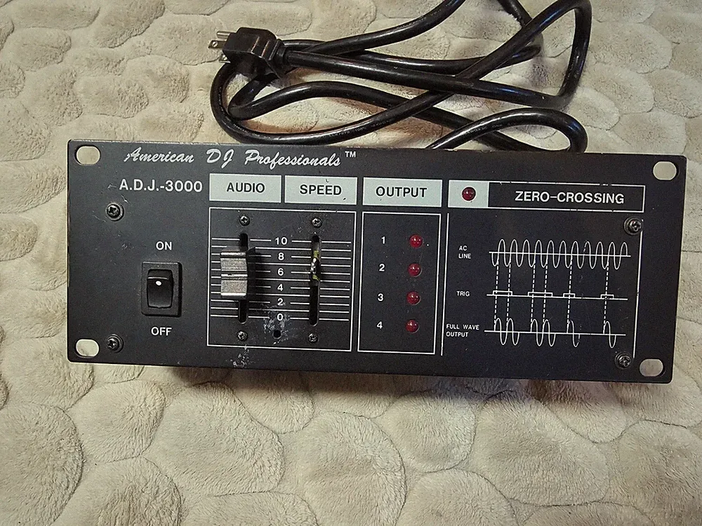 American DJ ADJ CC-3000 Chase Controller
