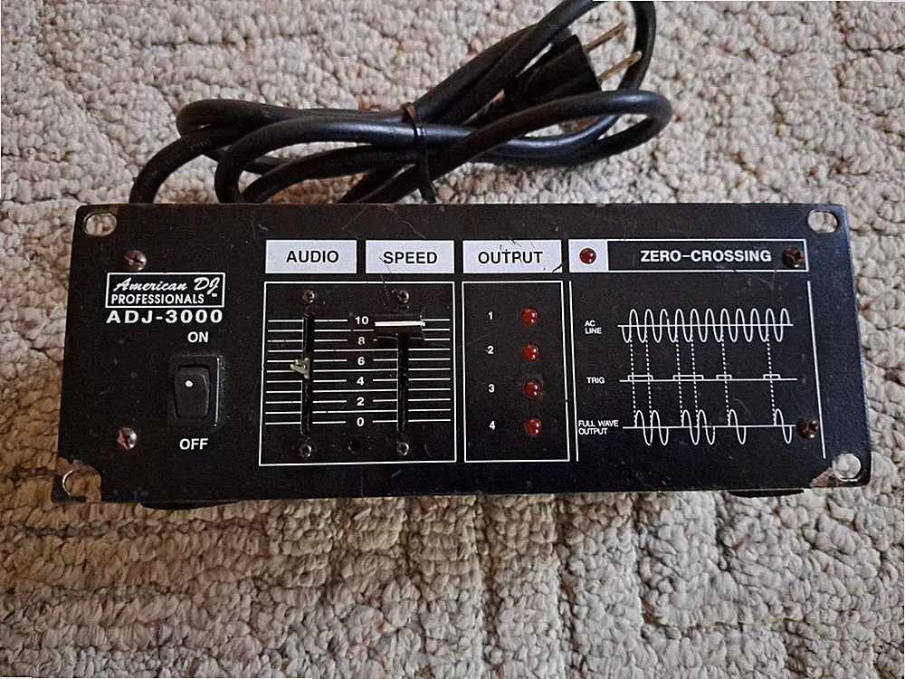 AMERICAN DJ PROFESSIONALS ADJ-3000 AUDIO CHASE CONTROLLER FOR DMX LIGHTING USED
