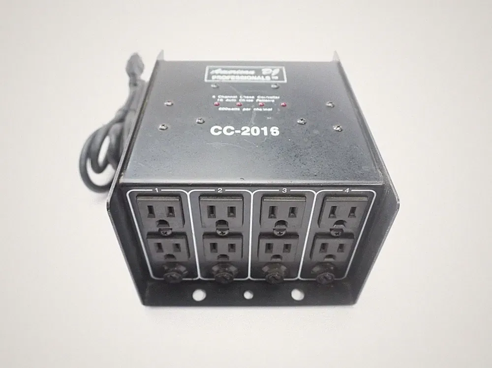 AMERICAN DJ PROFESSIONALS CC-2016 CHASE CONTROLLER 600 WATTS BY CHANNEL