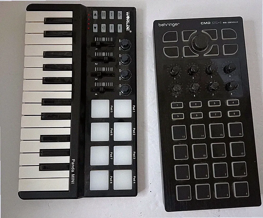 Behringer CMD DC-1 & Worlde Panda Mini DJ Midi controller lot