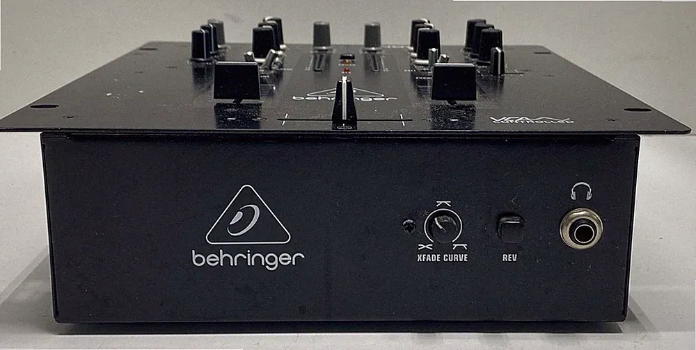 Behringer DJ Mixer NOX101 Black RCA Phono Line Input Output Not Tested