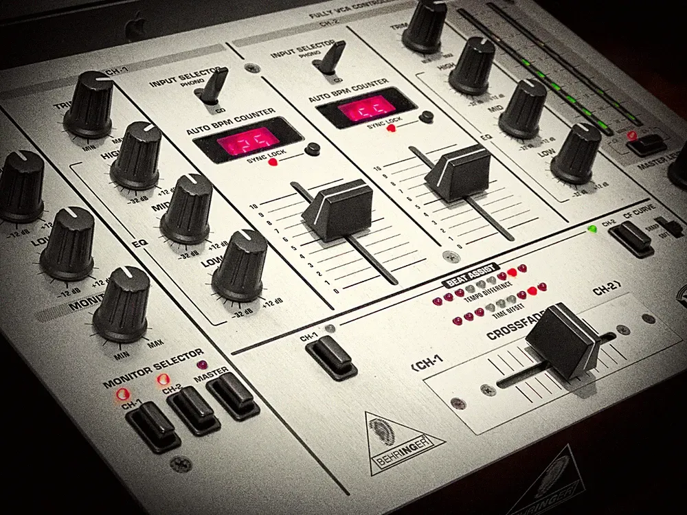 Behringer DJX400 🌈RaRe🌈 Vintage 2-Channel DJ Pro Mixer