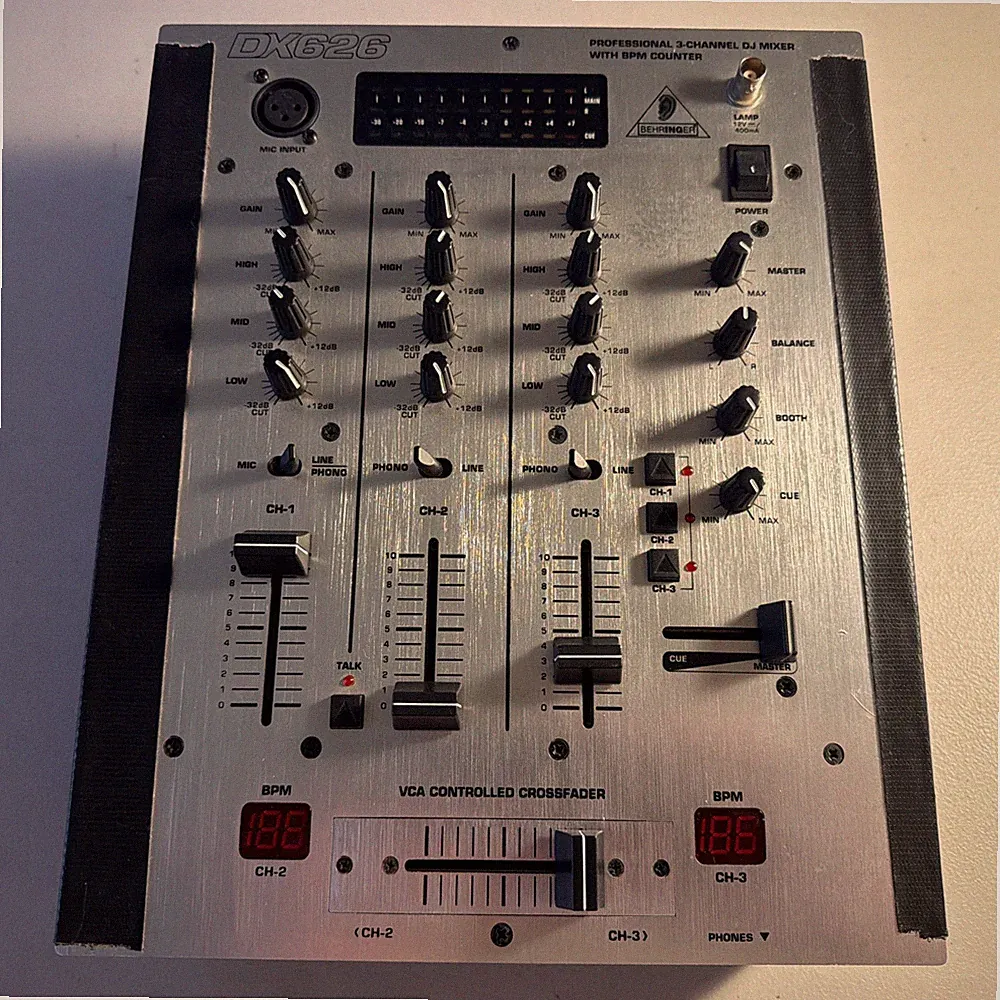 Behringer DX626 Professional DJ Mixer - Untested