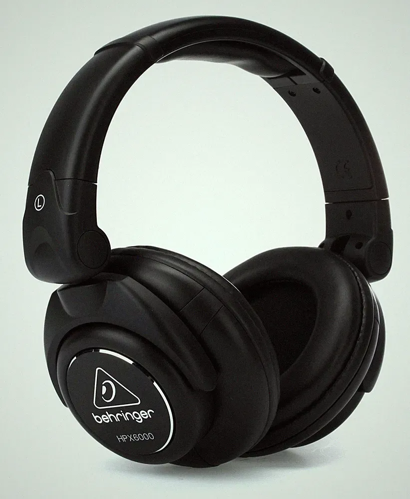 Behringer HPX6000 Professional DJ Closed Headphones Black 3.5mm/6.5mm adapter