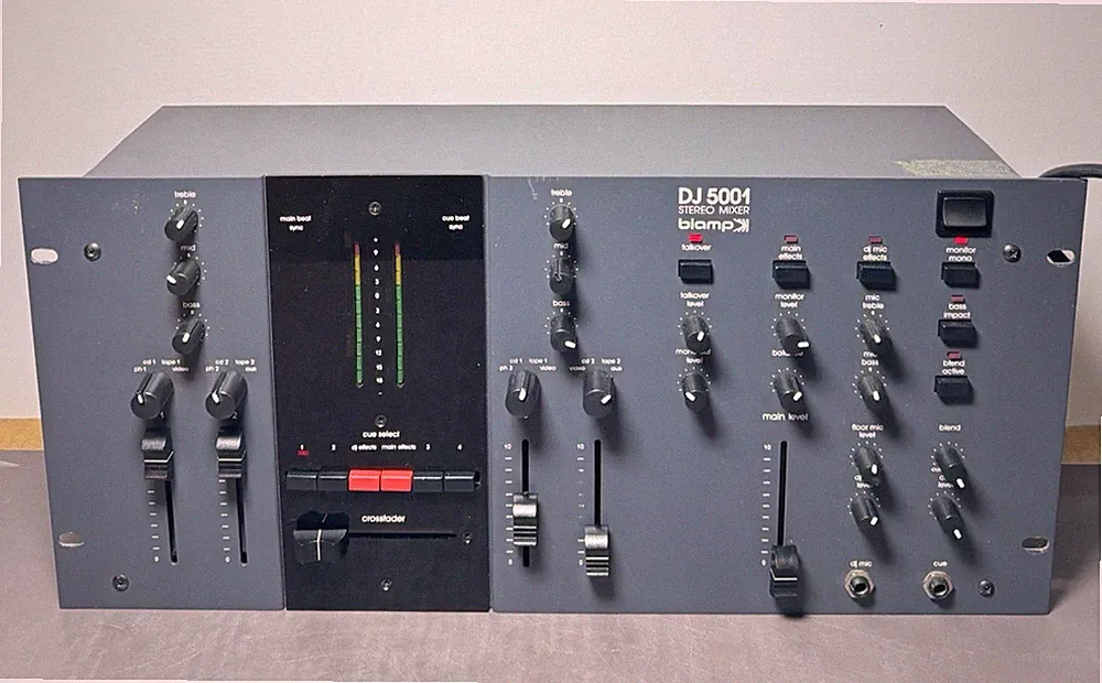 Biamp DJ-5001 Stereo Mixer Rack Mount Vintage DJ Audio Mixer