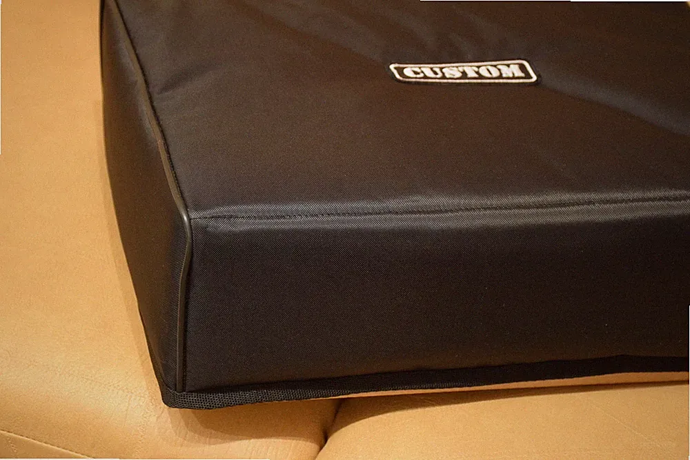 Custom padded cover for Numark NS 7 III