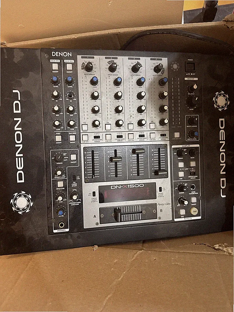Denon DJ DN-X1500 Professional 4 Channel DJ Mixer w/ Sampling & Digital Effects