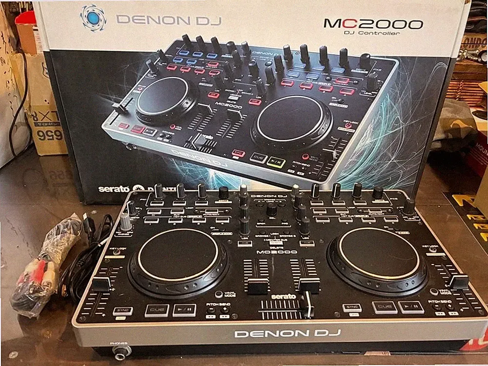 Denon DJ MC2000 Serato DJ Controller 2-Deck USB MIDI Mixer w/ Original Box Used