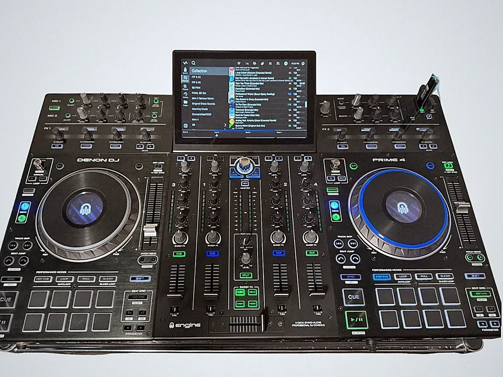 Denon DJ Prime 4 Standalone 4-Deck DJ Controller w/ 750GB Drive & Original Box