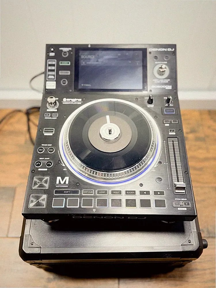Denon DJ SC5000M Prime Professional DJ Media Player With Hard Case Y511