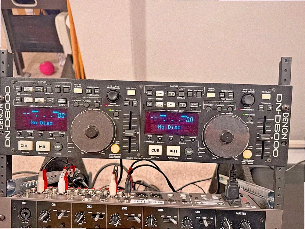 Denon DN-D6000 DJ DJ/CD Player