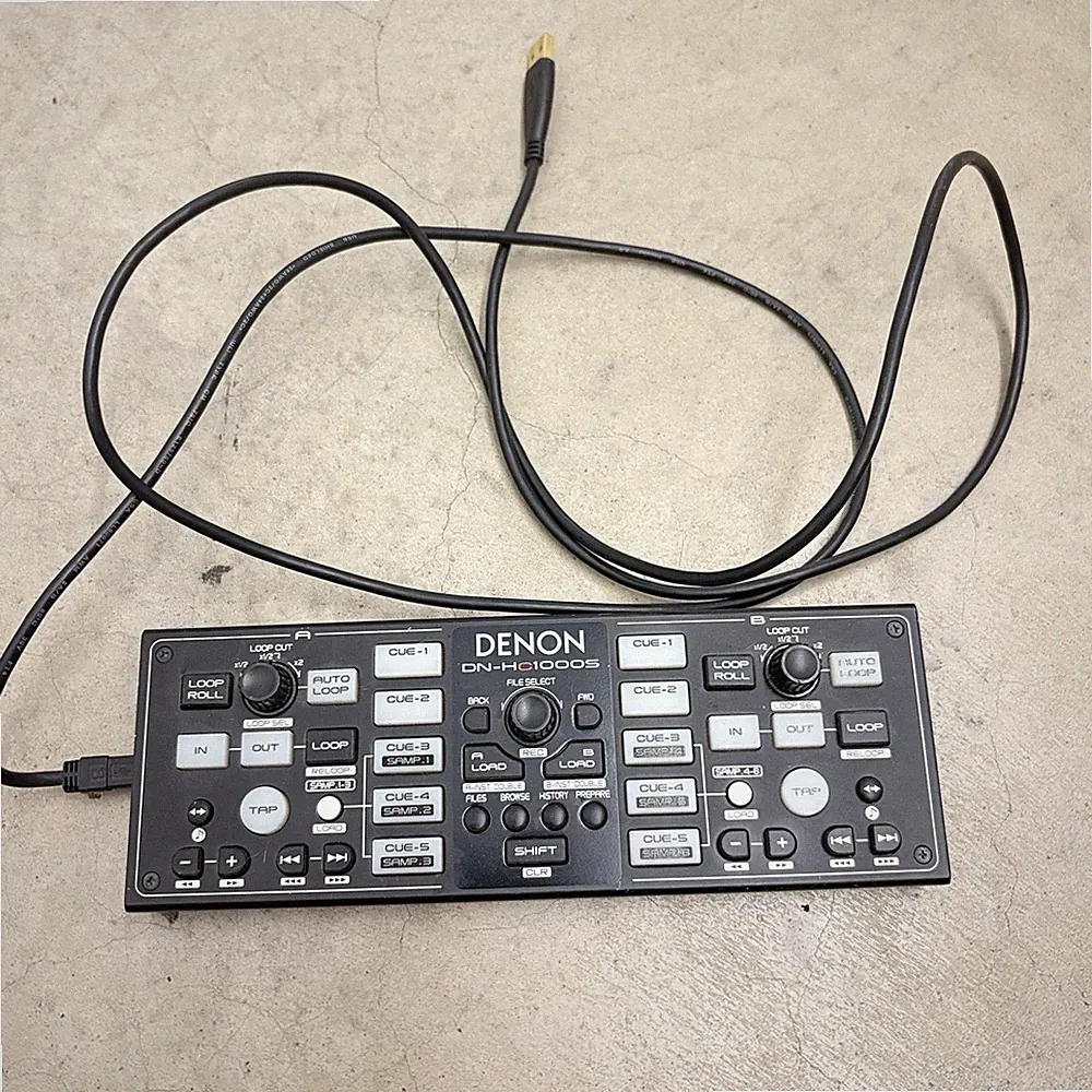 DENON DN-HC1000S Serato DJ Pro MIDI Controller Panel