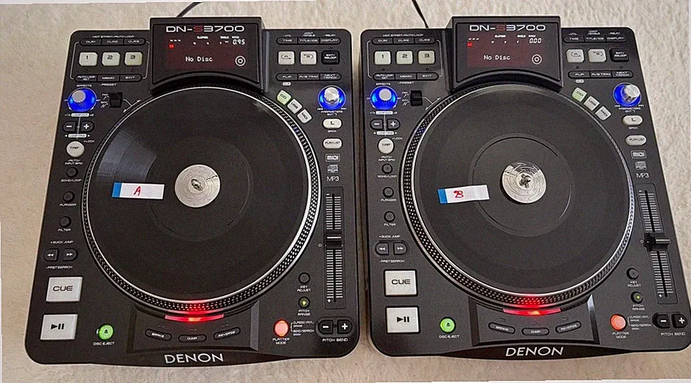 Denon DN-S3700 Professional DJ CD Media Player Turntable Set of 2 Japan used