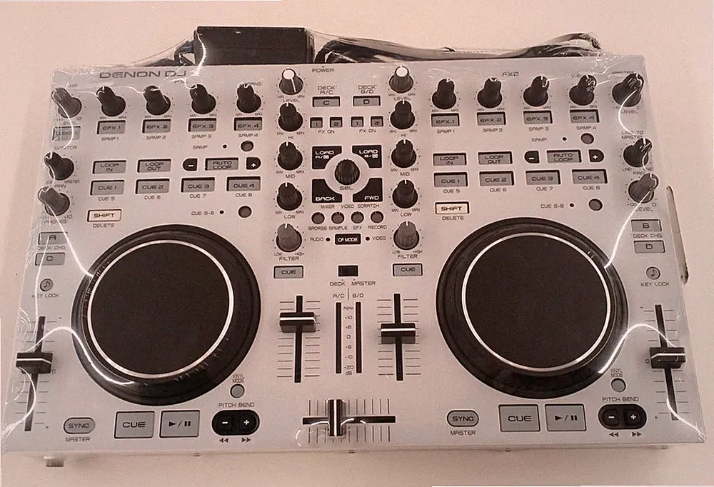 Denon MC3000 White DJ Controller 4 Deck MIDI USB Mixer Traktor Virtual DJ Used