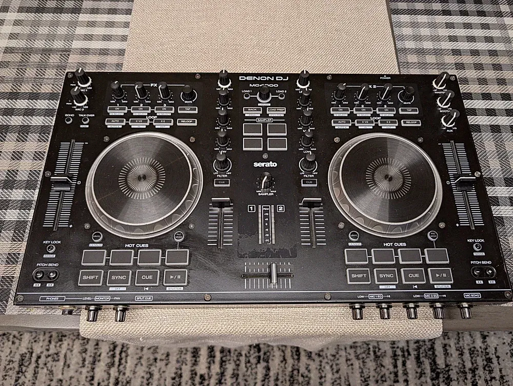 Denon MC4000 2 Channel DJ Interface Serato Controller