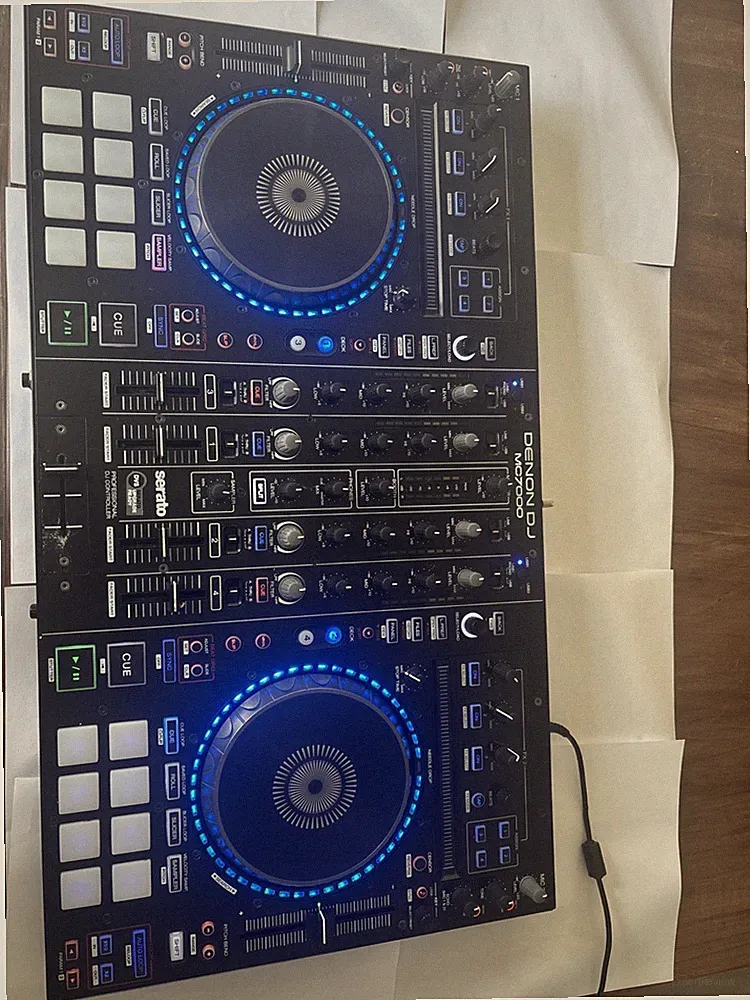 Denon MC7000 4-Channel DJ Controller Digital Mixer Dual USB