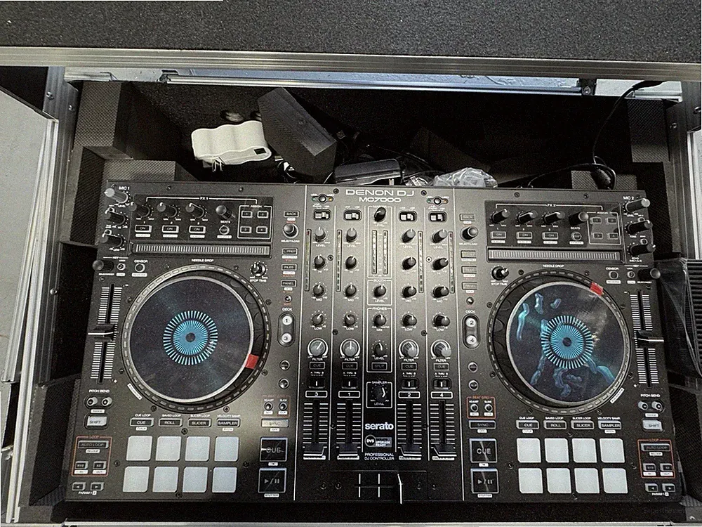 Denon Mc7000 4-Channel DJ Controller Digital Mixer with Dual USB