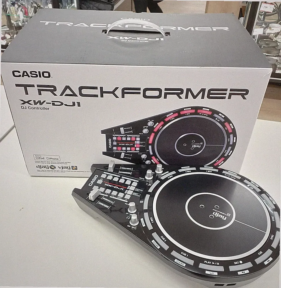 DJ Controller Model XW DJ1 CASIO
