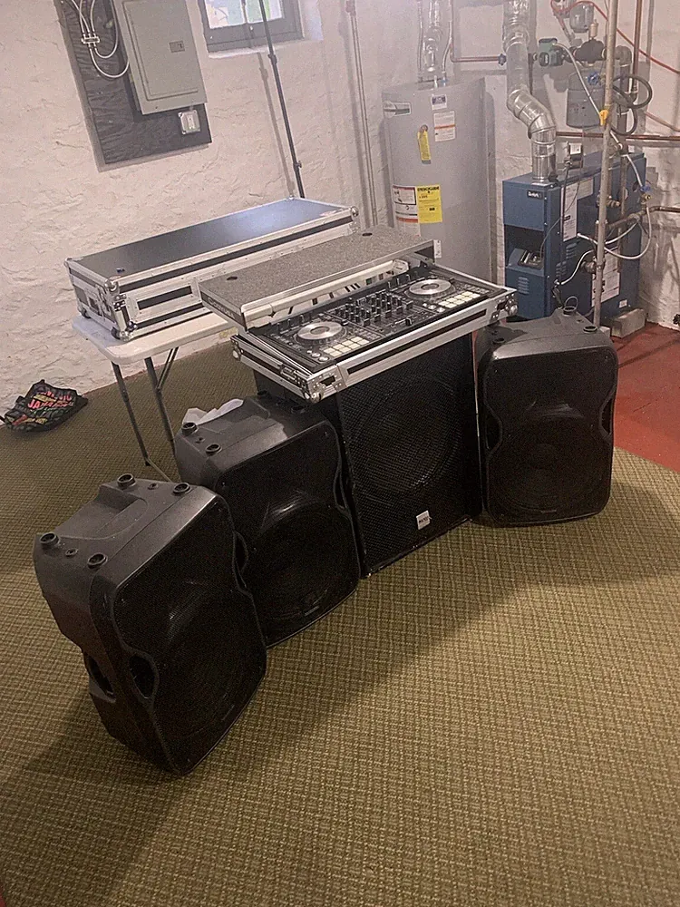 Shehds Dj Controller with Screen