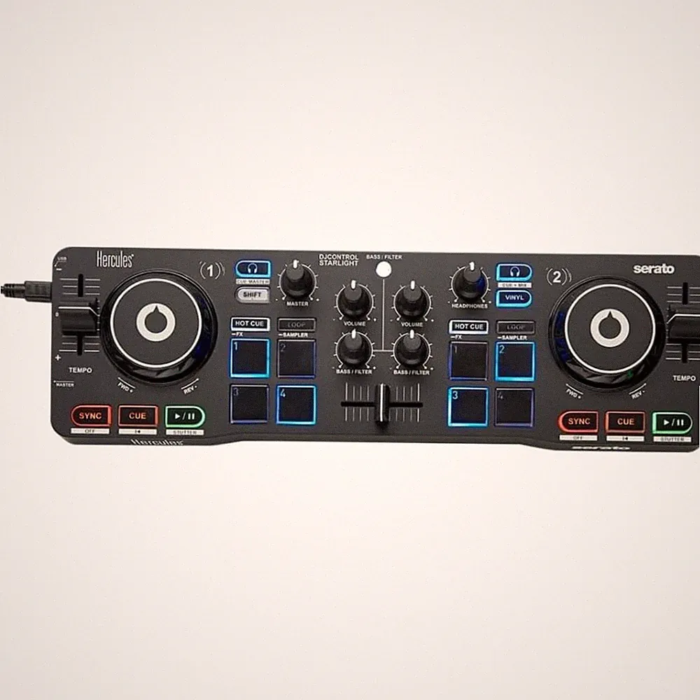 DJControl Starlight USB DJ Controller with Serato DJ Lite