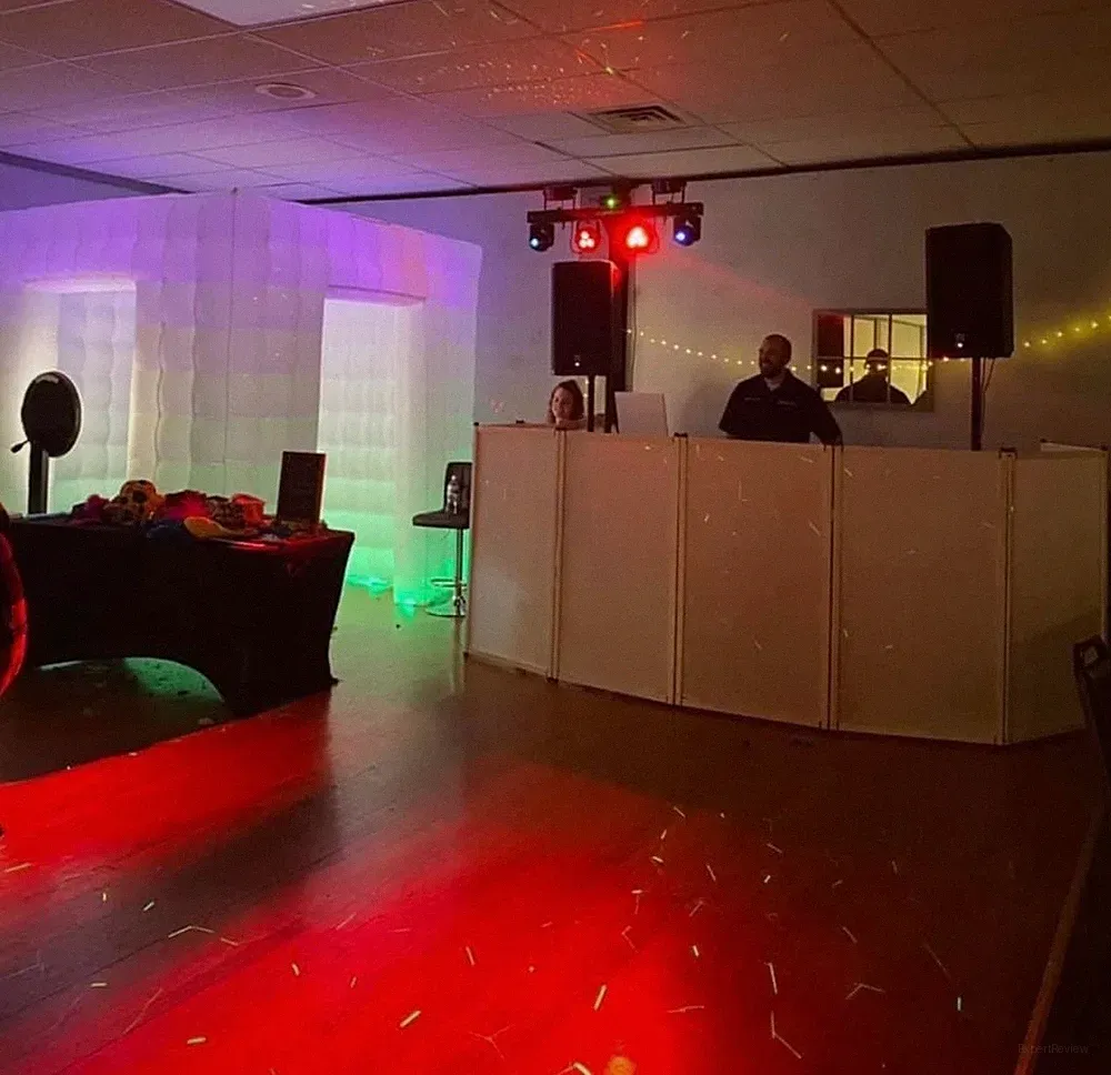 Full DJ Setup - Ready to go