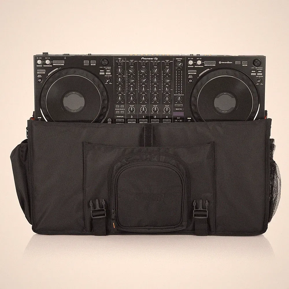 Gator G-CLUB CONTROL28 DJ Messenger Style Bag for DJ Controllers up to 28"