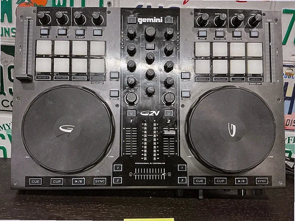 Gemini G2V MIDI DJ Mixer Controller Pro Audio 2-Channel AS-IS - For Parts