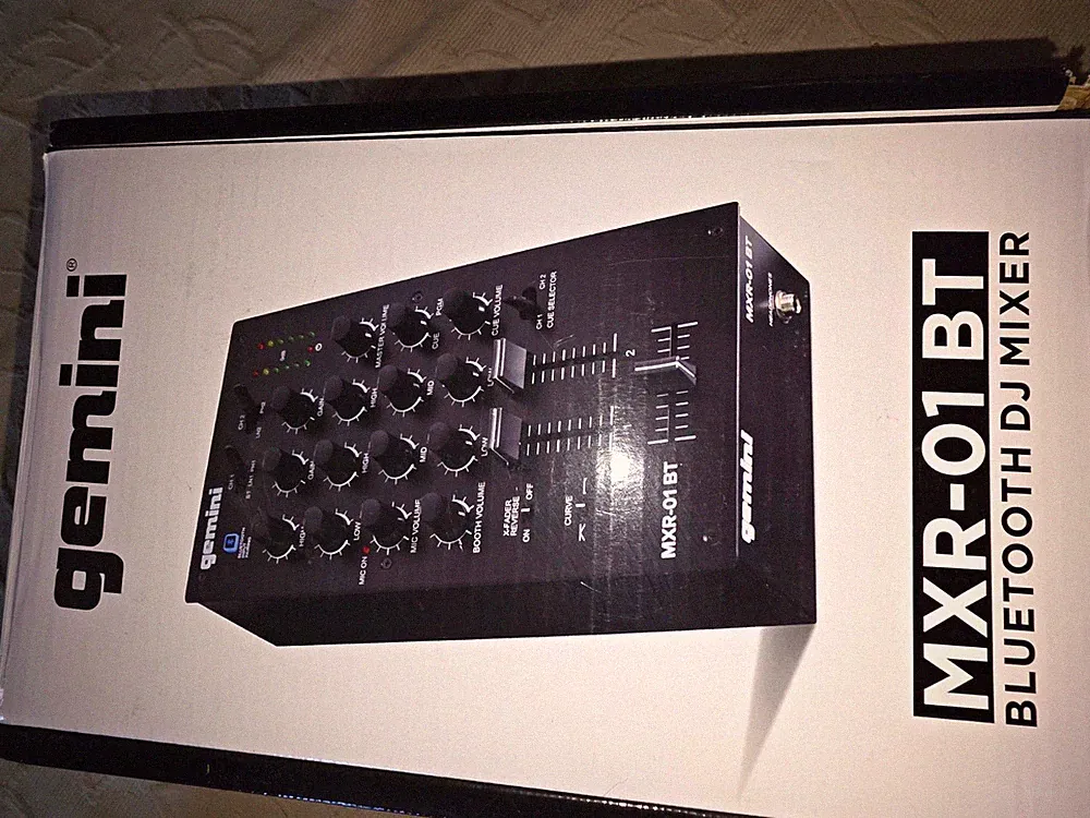 Gemini MXR-01 BT Bluetooth 2-Channel Analog DJ Mixer 3-Band EQ Black