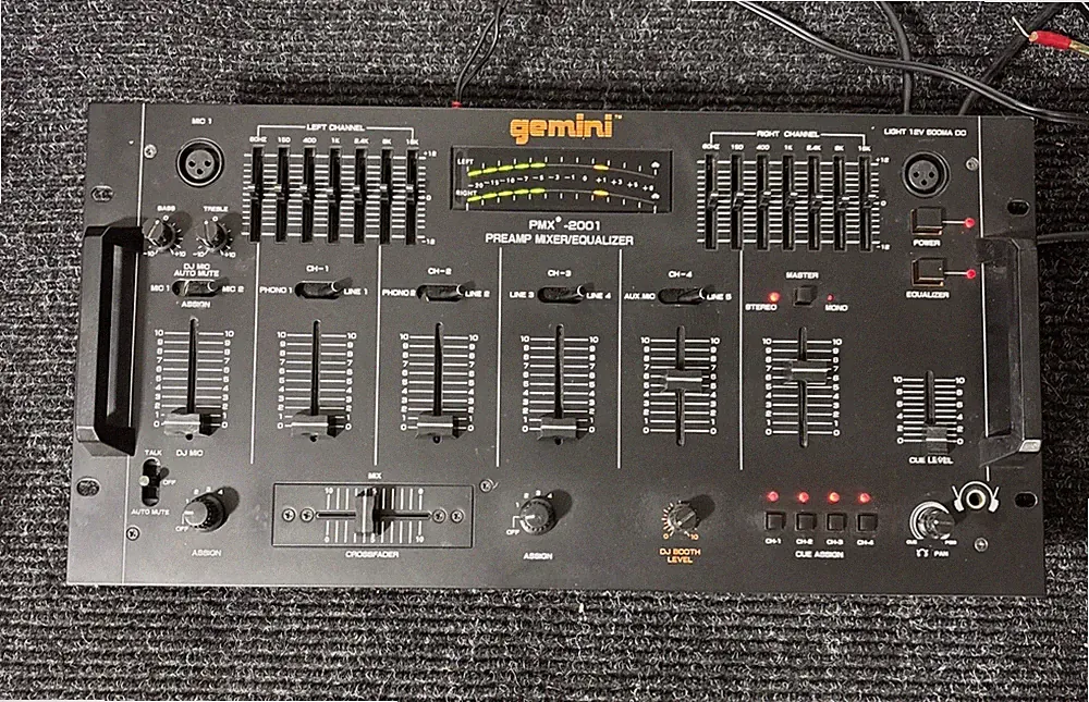 Gemini PMX-2001 DJ Mixer W/ Eq - 4 Channel - Works Great