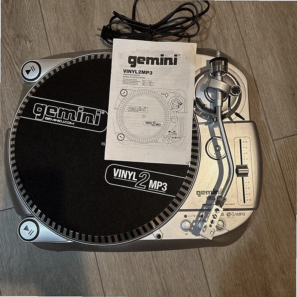 Gemini TT-1100USB Belt Drive DJ Turntable USB RCA Pitch Control Silver