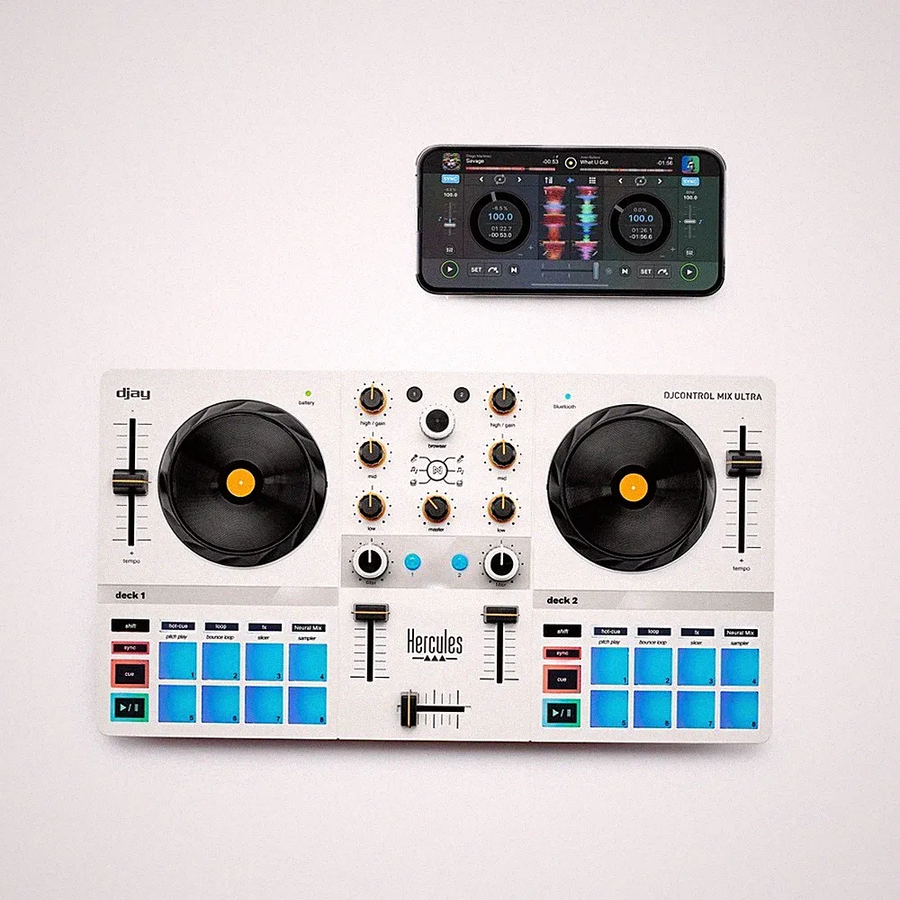 Hercules DJ Control Mix Ultra Battery-powered DJ Controller