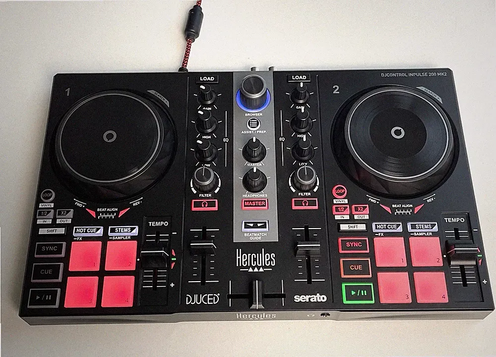 Hercules DJControl Inpulse 200 MK2 2-Ch DJ Controller 8 Pads Serato DJUCED