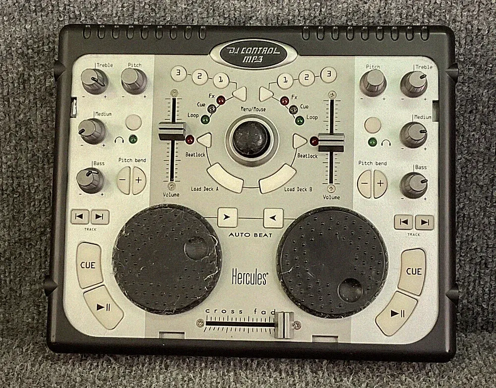 Hercules DJControl MP3 e2 2-Channel USB DJ Controller Used