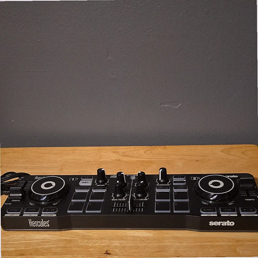 Hercules DJControl Starlight Serato Double Deck Controller, Illuminated Pads