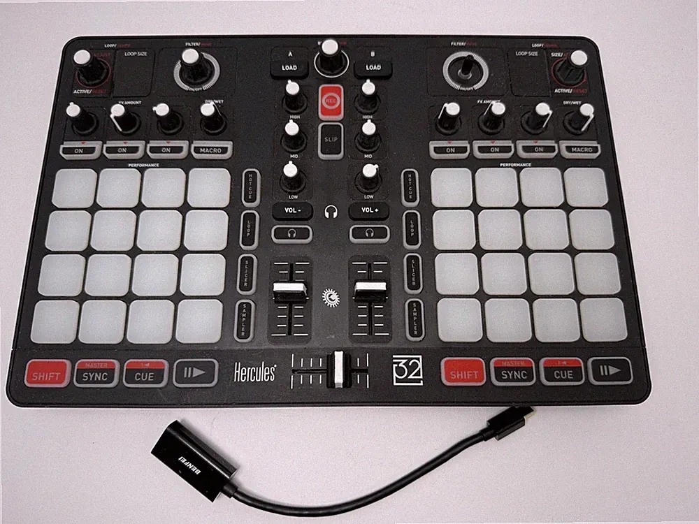 Hercules P32 Advanced DJ Controller DJCONTROL-P32 Performance Pads USB Mixer